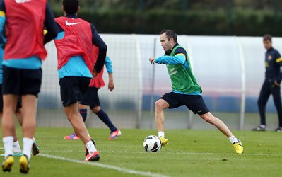 مسی و نیمار غایبین تمرین بارسا