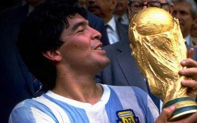 مارادونا: "تیکی تاکا مرده است"