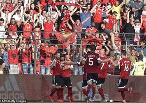 شادی بازیکنان آلبانی|آلبانی 1 - 0 فرانسه / دیدار دوستانه