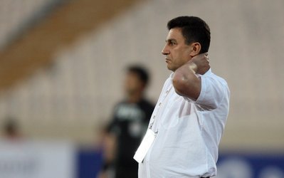 قلعه‌نویی: اینکه به بازیکن استقلال بی‌غیرت بگویند کم‌لطفی است