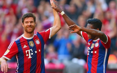 گواردیولا در جشن 33 سالگی آلونسو: ژابی تا پایان کار راه زیادی دارد