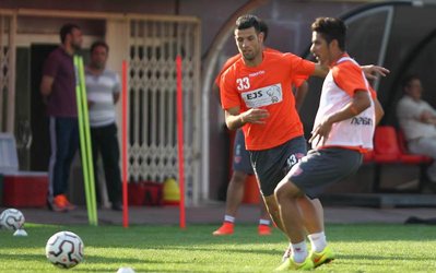 اتفاق روز | کمک مالی مالک شبکه ماهواره‌ای به پرسپولیس!