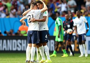 لورن كوشيلنی- رافائل واران