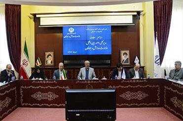 پرسپولیس و استقلال موتور محرک ورزش هستند/ افشارزاده همچنان مشاورم است