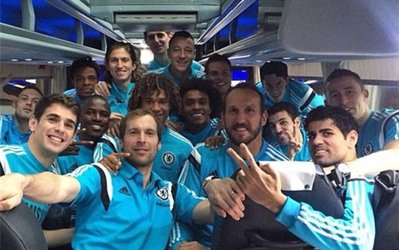 تصویر روز | جشن پیروزی بر لیورپول توسط چلسی در اتوبوس