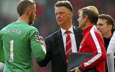 خشم فان‌خال از دخیا