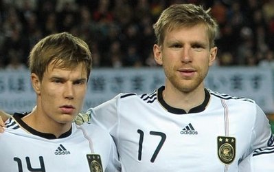 مرتساکر: باداشتوبر، تو قوی هستی و زود بازمی‌گردی!