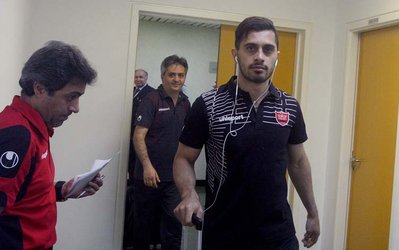 نقل و انتقالات | عالیشاه قراردادش با پرسپولیس را تمدید کرد