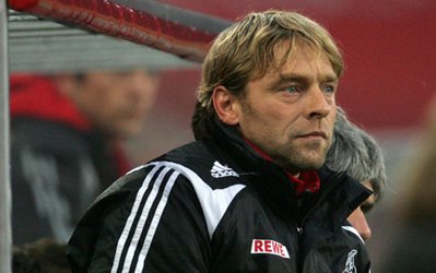 هسلر با مدافع تیم ملی مونته‌نگرو به مشهد رسید