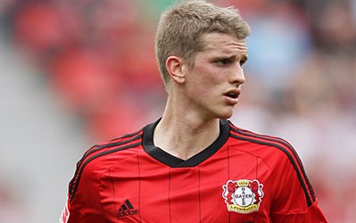 مدافع کناری بایرلورکوزن گزینه جانشینی آلوز در بارسلونا