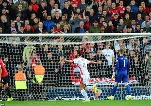 جاناتان اوانز|ميلتون کينز دونز	 4-0 منچستریونایتد / جام اتحادیه