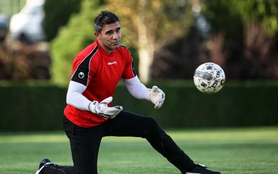 لایف استایل عجیب احمدرضا عابدزاده در آستانه ۵۰ سالگی / مردی که از دود و قلیان متنفر است و تمرینات ورزشی را رها نمی‌کند