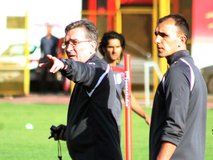 وصال روحانی | مجموعه‌ای ناهمگون و متضاد پرسپوليس