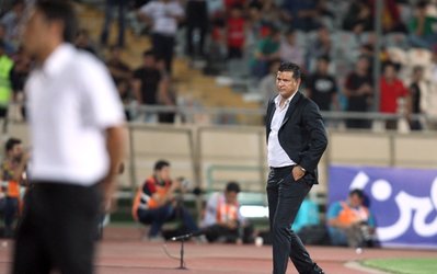 لیگ برتر | حاشیه پرسپولیس - نفت مسجدسلیمان / تشویق دایی ادامه دارد ...