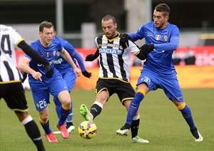 تقابل بازیکنان دو تیم