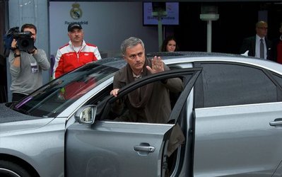 مورینیو جریمه و 6 ماه محروم شد