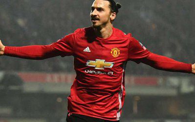 پیرپائولو دریکو بازیکن آزمایشی شیاطین سرخ با ایبراهیموویچ ملاقات کرد