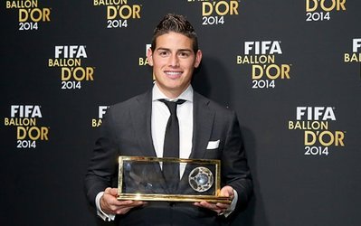 خامس جایزه پوشکاش را به مردم کشورش تقدیم کرد