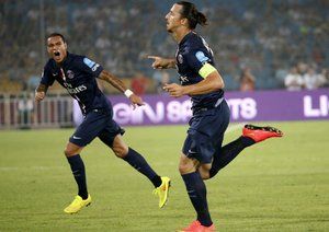 زلاتان ایبراهیموویچ|پاریس سن ژرمن 2-0  گوین گمپ / سوپر کاپ