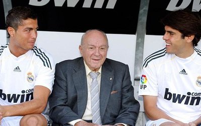 رونالدو: اسطوره‌ها هرگز نمی‌میرند/ بلاتر: بازیکن محبوبم از میان ما رفت