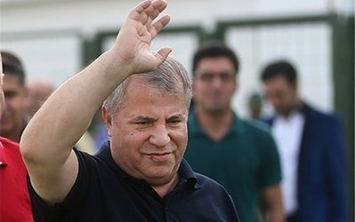 هشدار سلطان به ملی‌پوشان: قطر زخمی است و انتحاری بازی می‌کند / آنها میزبان جام جهانی هستند و نمی‌خواهند زود حذف شوند