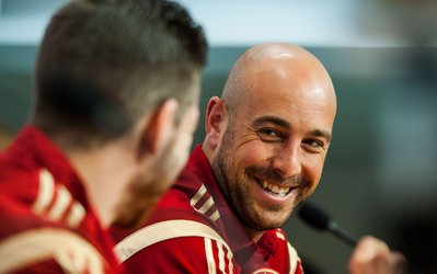 احتمال حضور رینا درون دروازه اسپانیا مقابل استرالیا