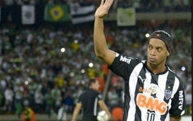 بعد از فسخ قرارداد رونالدینیو با اتلتیکو مینیرو رخ داد / باشگاه‌های استرالیایی به دنبال ستاره برزیلی