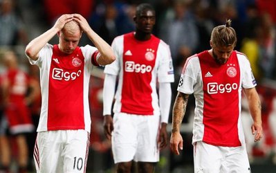 مقدماتی لیگ قهرمانان اروپا | آژاکس 3 - راپید وین 2 / آژاکس با کسب مجموع نتیجه 5 بر 4 مقابل راپید وین از دور رقابت ها حذف شد