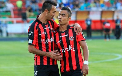 انتقاد عنایتی از فروزان به دلیل دست ندادن با رحمتی: فقط ادعا می کنیم حرفه ای هستیم