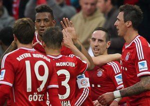 بایرن مونیخ 3-0 آگزبورگ / هفته ی دوازدهم|بایرن مونیخ به روند شکست ناپذیری خود ادامه می دهد.