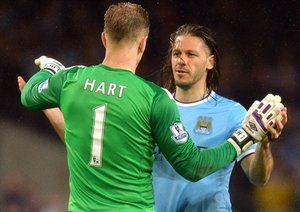 مارتین ديميكيليس - جو هارت|شادمانی دیمیکیلیس و جو هارت بعد از پیروزی تیمشان و گرفتن سه امتیاز