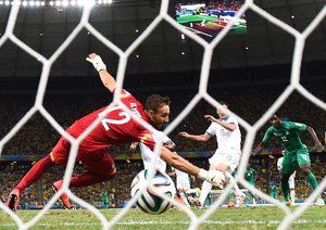 ویلفرد بونی|صحنه به ثمر رسیدن گل ویلفرد بونی برای تیم ملی کشورش.