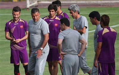 خواجه‌وند: رحیمی در حال مذاکره با بازیکنان مدنظر دایی است