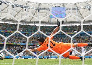 علیرضا حقیقی