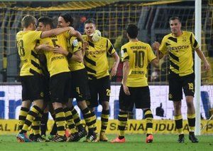 شادی بازیکنان دورتموند|بوروسيا دورتموند 1 - 0 مونشن گلادباخ / بوندسلیگا