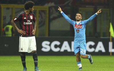 سری‌آ | میلان 0 - ناپولی 4 / فیورنتینا 3 - آتالانتا 0 / شکست سنگین روسونری در خانه / ادامه صدرنشینی بنفش‌ها