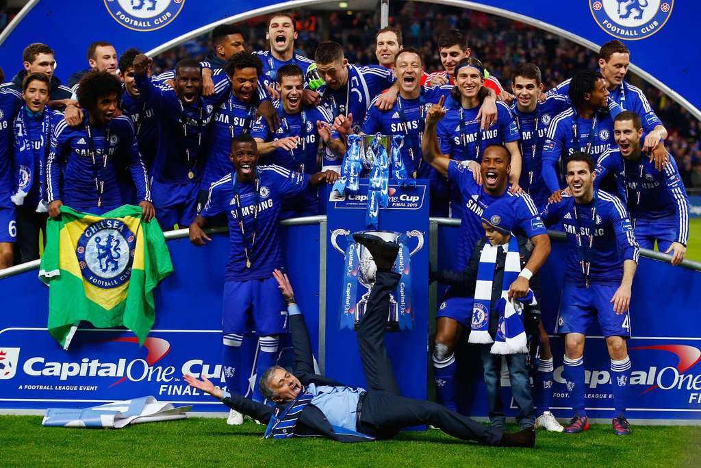 Chelsea Players & Mourinho (Chelsea - Football League Cup Champions).jpg