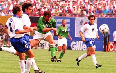 جام جهانی 2014 / 100 لحظه جذاب تاریخ جام جهانی (87_گل به یادماندنی رای هویتون به ایتالیا در جام جهانی 94)