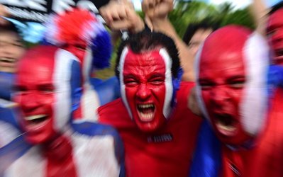 یکشنبه شب عجیب برزیل / کاستاریکای 10 نفره صعود کرد و لاله‌های نارنجی شانس آوردند