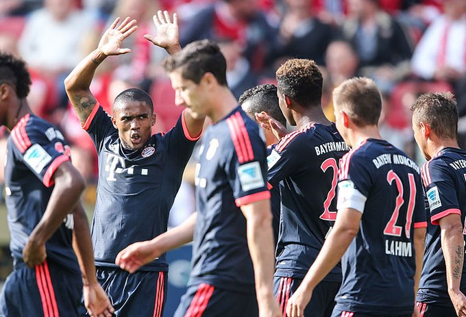 داگلاس کاستا