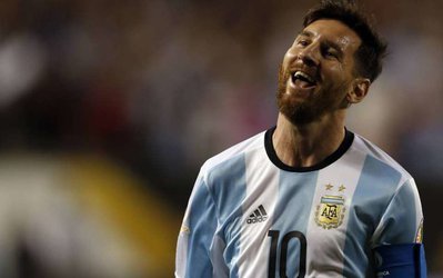 واکنش مردم آرژانتین به خداحافظی مسی از تیم ملی: «لئو بمان»