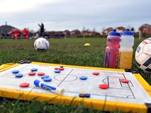 پرونده هفته: اقتصاد مربیگری | چگونه می‌توان روی نیمکت یک تیم انگلیسی نشست؟