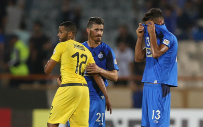 مسئول افتضاح استقلال کیست؟/ با شهرت طلبها نمی‌توان قهرمان شد