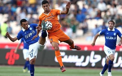 گفت‌وگوی متافوتبال با ابراهیم شکوری / تراکتورسازی را می بریم و سه چهار پله صعود می‌کنیم!