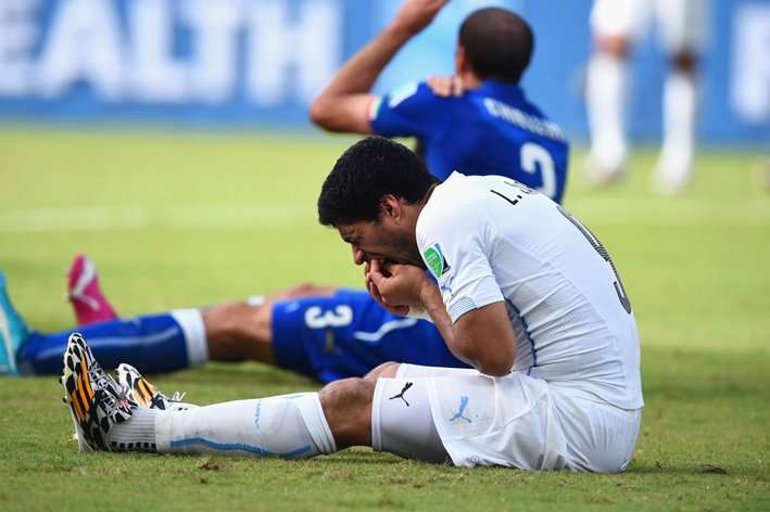 Luis Suarez (Italy - Uruguay).jpg