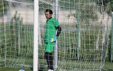 روزگار متفاوت کاپیتان رحمتی در استقلال؛ به چارچوب دروازه‌ات بچسب