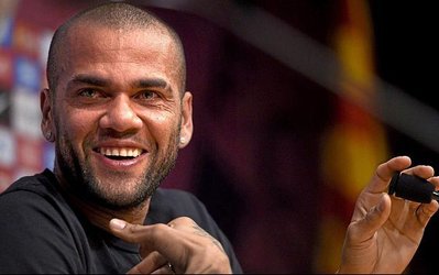 پاداش یک میلیون یورویی برای دنی آلوس