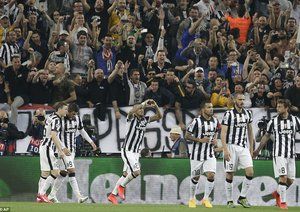 شادی بازیکنان یووه|یوونتوس 1 - 0 موناکو / لیگ قهرمانان