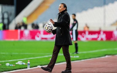 درخشان: به کارم در پرسپولیس ادامه می‌دهم / مطرح شدن نام برانکو و قطبی سیاست باشگاه است