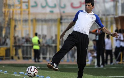 مکوندی: بازی هر دو تیم چنگی به دل نزد